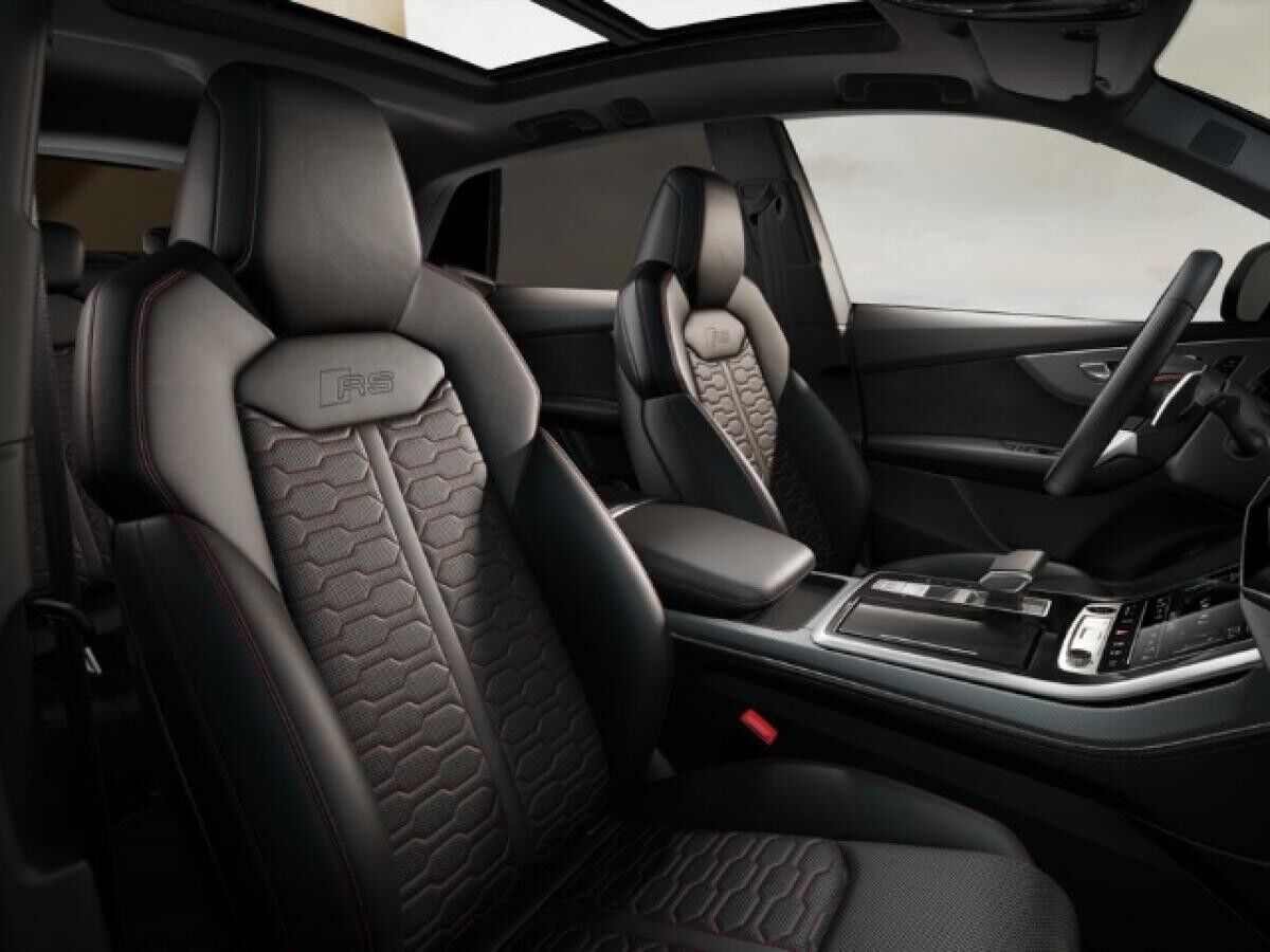 Audi RS Q8 performance Pano Standhzg. AHK HUD