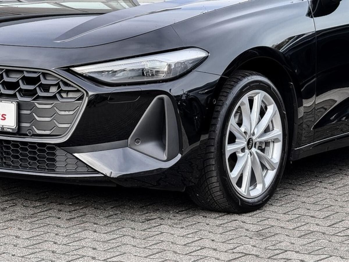 Audi A5 Limousine TFSI quattro ACC/KAMERA/NAVI/Sitzh.