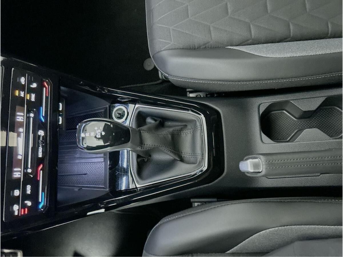 Volkswagen T-Cross 1.0 TSI DSG Goal Black ACC AHK LED Navi