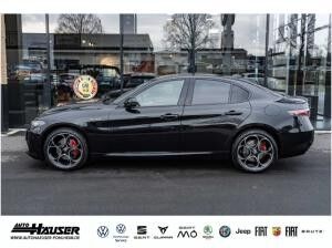 Alfa Romeo Giulia Veloce 2.0 Turbo AT8 Q4 PREMIUM TECHNOLOGIE HARMAN-KARDON