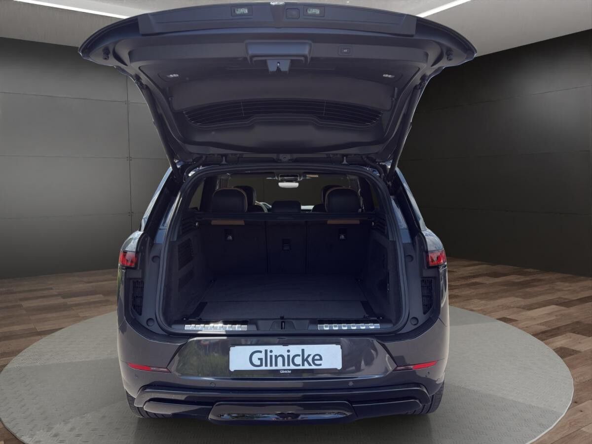 Land Rover Range Rover Sport D300 Dynamic SE