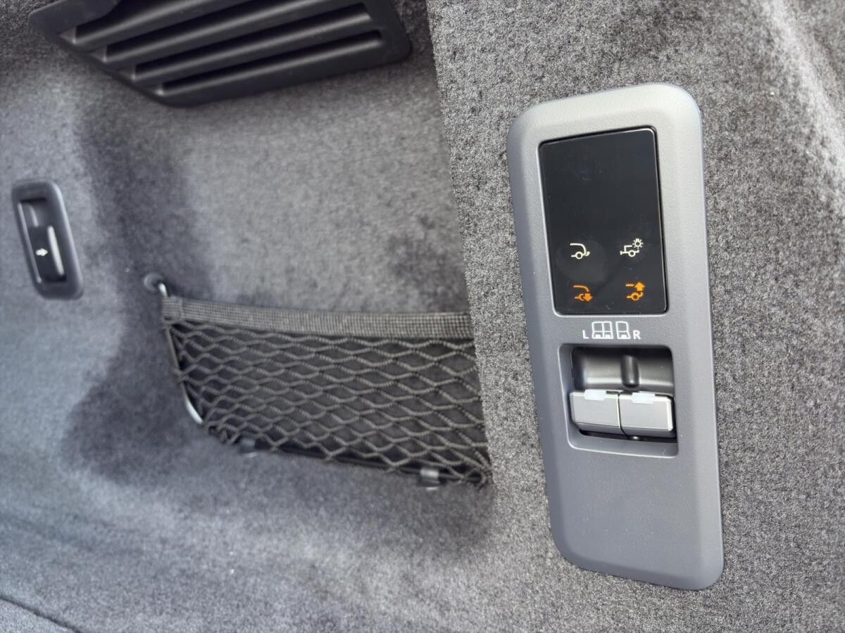 Land Rover Range Rover Sport D300 Dynamic SE