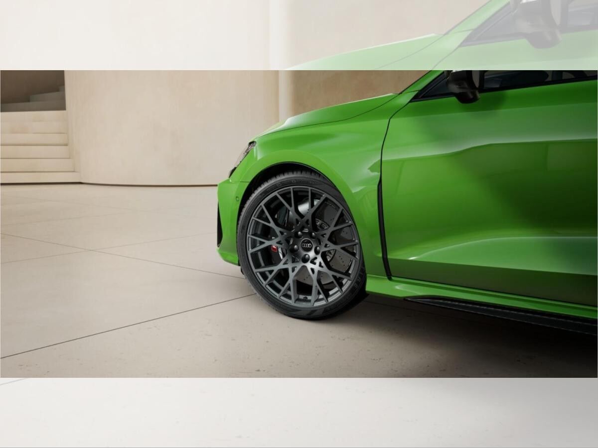 Audi RS3 RS 3 Sportback PanoDach, V-max Aufhebung 280km/h, Exterieurumfänge Carbon/Schwarz glänzent