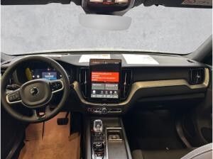 Volvo XC60 Plus Black Edition Recharge Plug-In Hybrid AWD