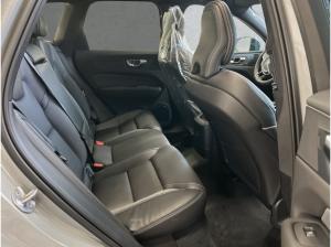 Volvo XC60 Plus Black Edition Recharge Plug-In Hybrid AWD -20% UPE 81.250