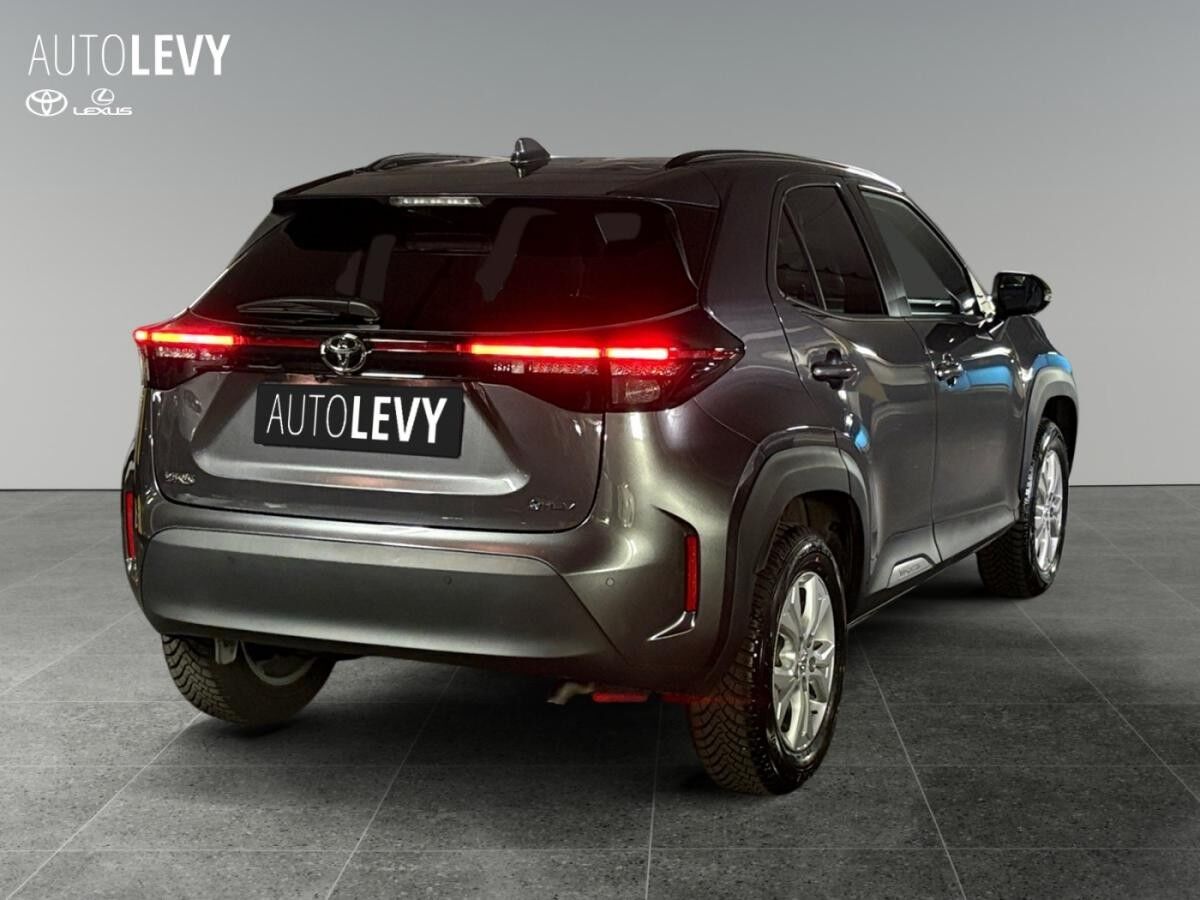 Toyota Yaris Cross Teamplayer +div. Farben+Winter P.+1,99%