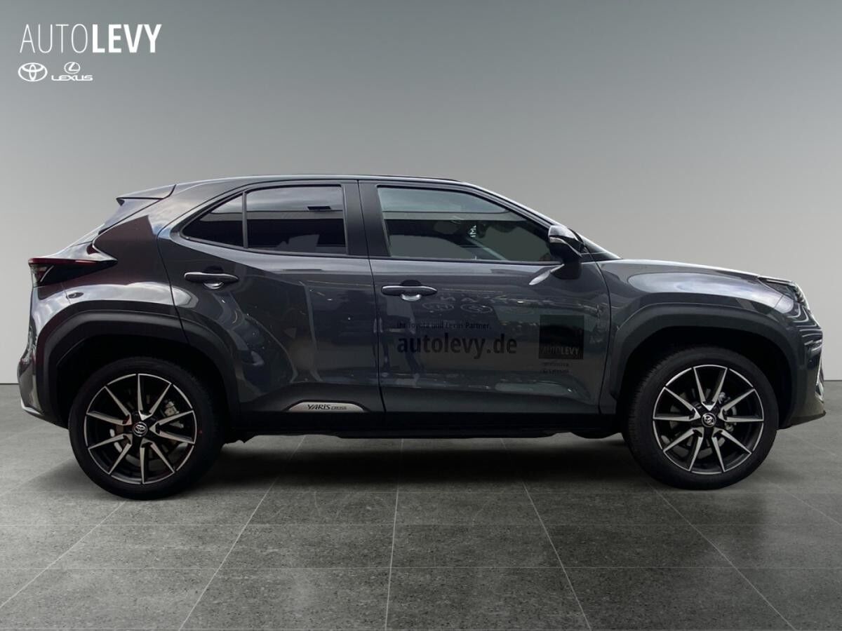 Toyota Yaris Cross GR Sport +18 Zoll+el.Heckkl.+Vorlauf