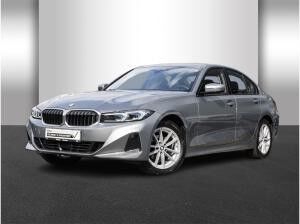 BMW 318 i Lim Aut *on top 1190 € BMW Zubehör Gutschein 1190 € * !!!