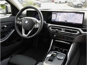 BMW 318 i Lim Aut *on top 1190 € BMW Zubehör Gutschein 1190 € * !!!