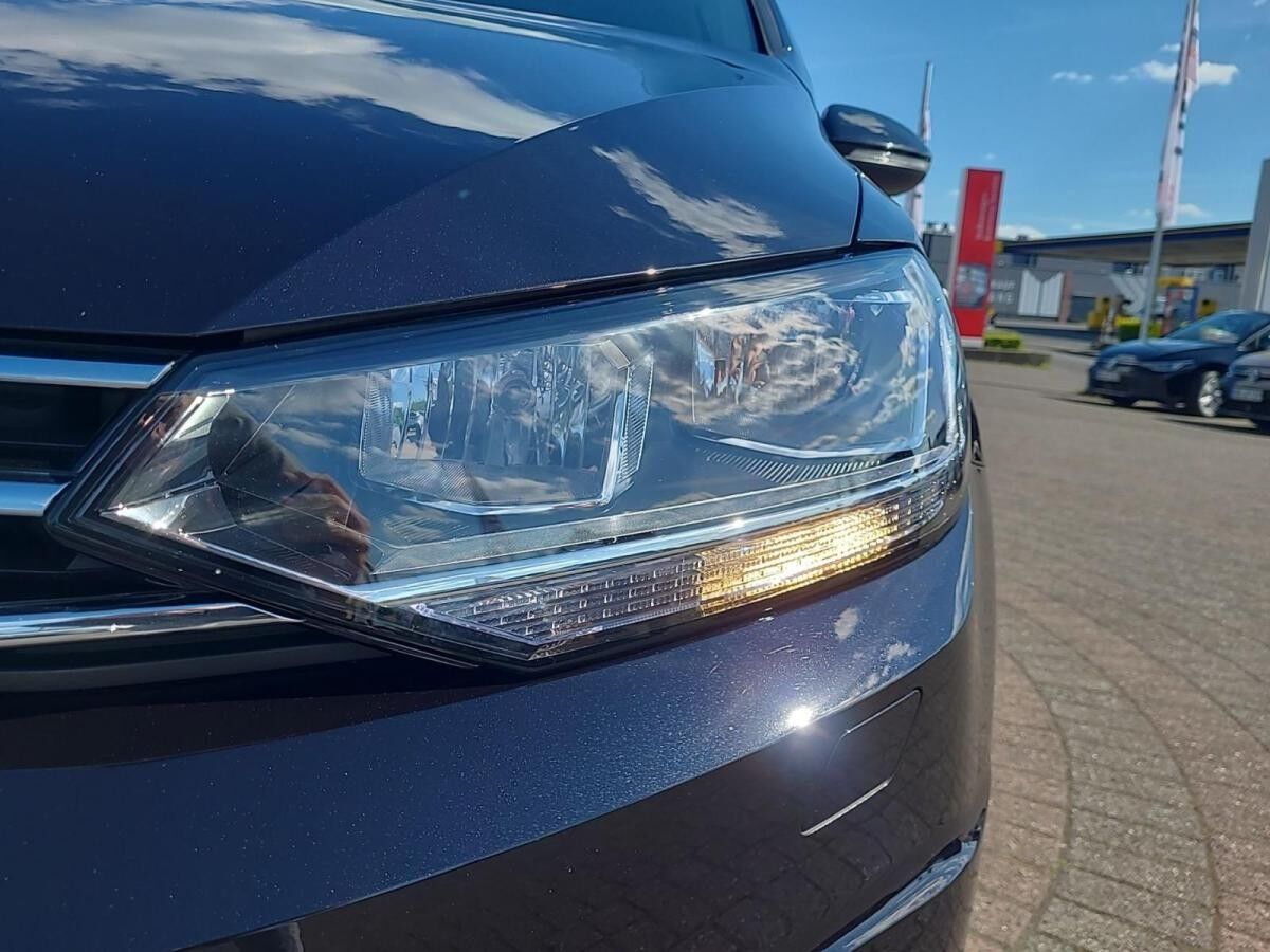 Volkswagen Touran 1.5 TSI DSG COMFORTLINE +7-SITZER+AHK+VIRTUAL+RKAM+ Volkswagen Touran 1.5 TSI DSG COMFORTLINE +7-SITZER+AHK+VIRTUAL+RKAM+