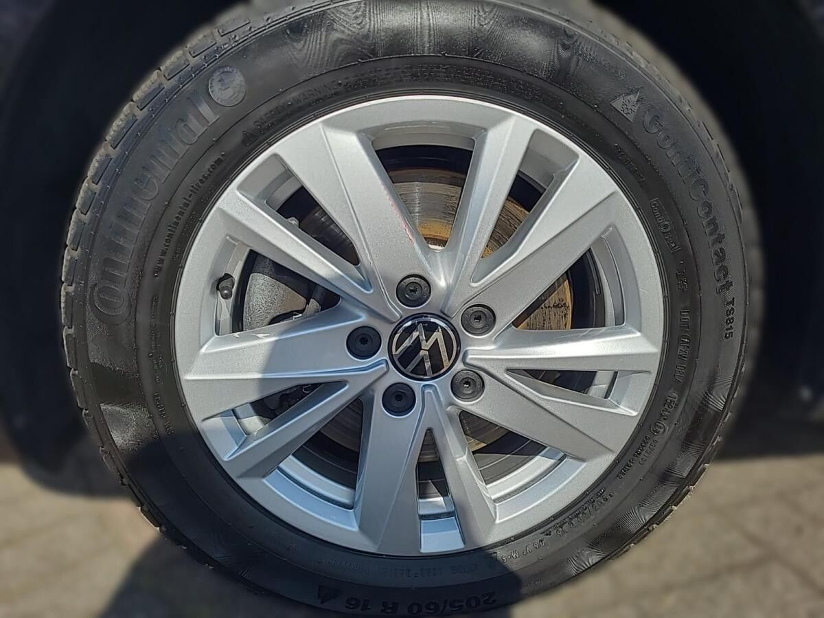 Volkswagen Touran 1.5 TSI DSG COMFORTLINE +7-SITZER+AHK+VIRTUAL+RKAM+ Volkswagen Touran 1.5 TSI DSG COMFORTLINE +7-SITZER+AHK+VIRTUAL+RKAM+