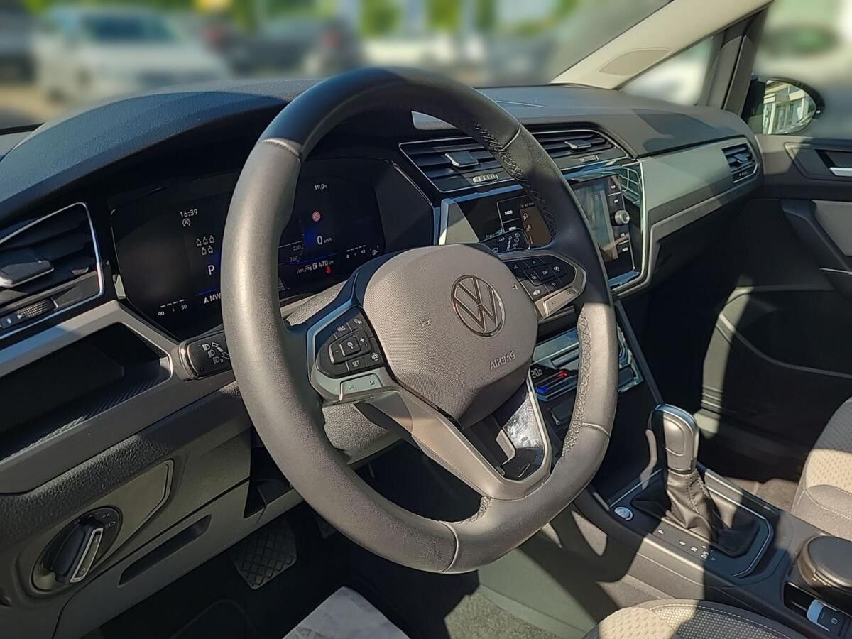 Volkswagen Touran 1.5 TSI DSG COMFORTLINE +7-SITZER+AHK+VIRTUAL+RKAM+ Volkswagen Touran 1.5 TSI DSG COMFORTLINE +7-SITZER+AHK+VIRTUAL+RKAM+