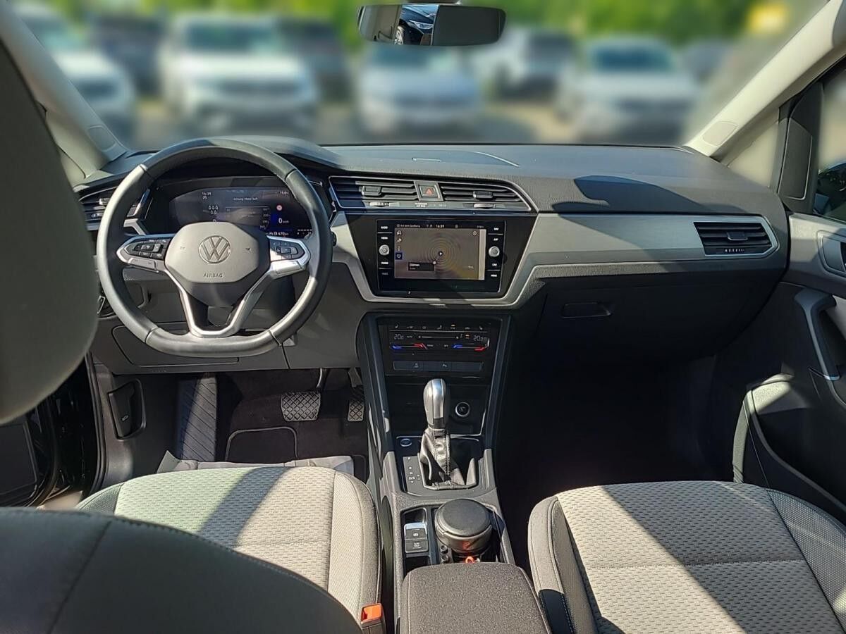 Volkswagen Touran 1.5 TSI DSG COMFORTLINE +7-SITZER+AHK+VIRTUAL+RKAM+ Volkswagen Touran 1.5 TSI DSG COMFORTLINE +7-SITZER+AHK+VIRTUAL+RKAM+