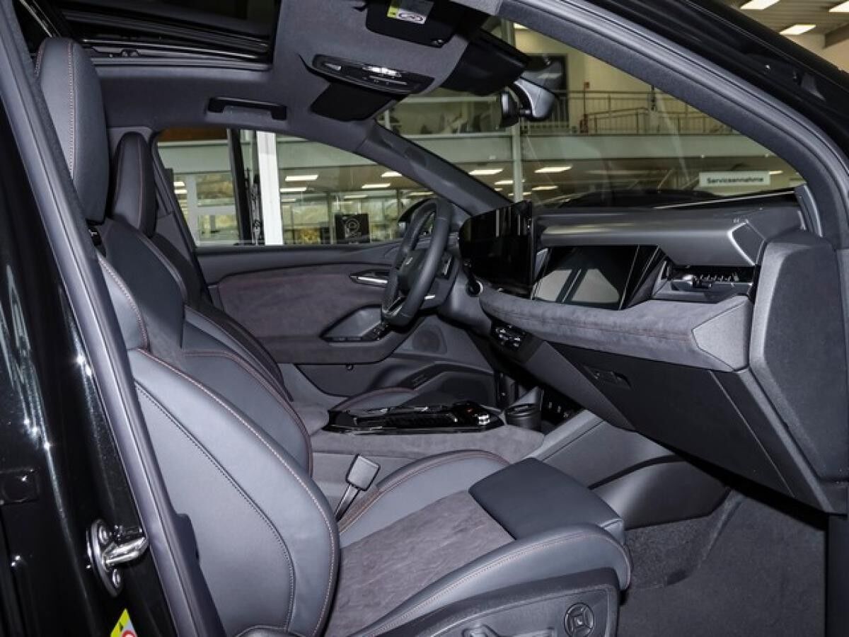 Audi Q6 e-tron Sportback e-tron quattro 	 2 x S line Pano TechPro AHK Matrix HuD virtual
