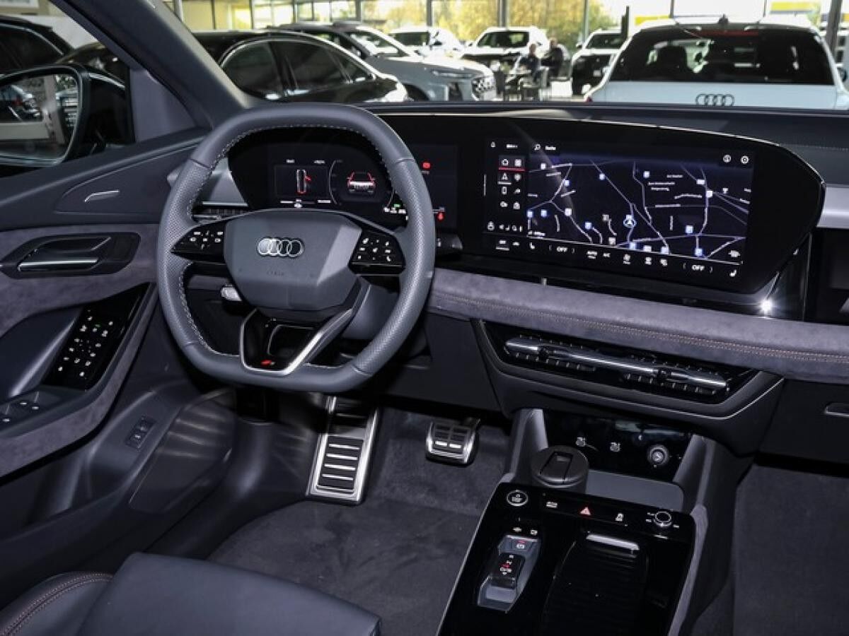 Audi Q6 e-tron Sportback e-tron quattro 	 2 x S line Pano TechPro AHK Matrix HuD virtual