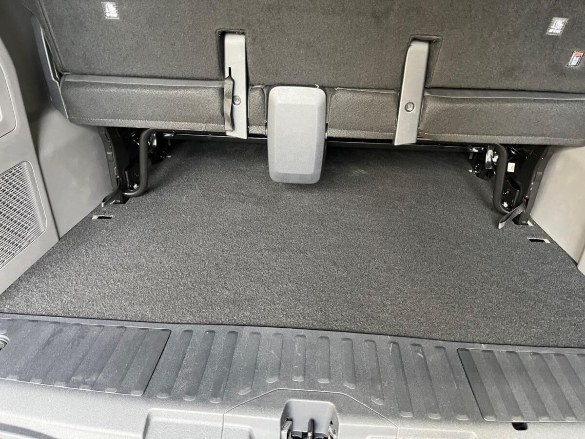 Volkswagen Caravelle Style 2,0 l TDI 8-Gang Automatik Radst. 3100 mm