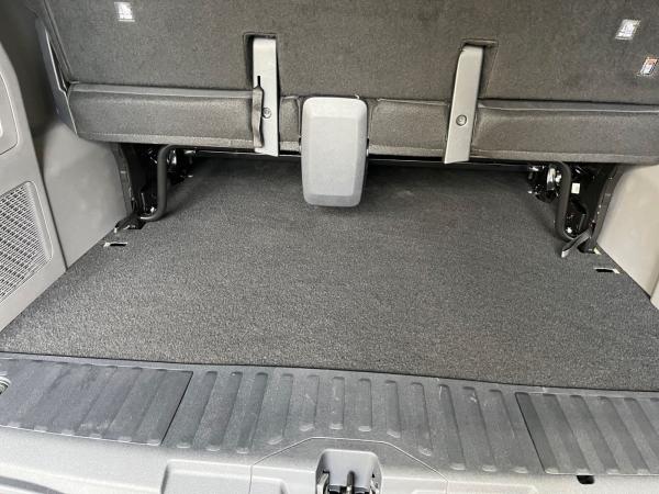 Volkswagen Caravelle Style 2,0 l TDI 8-Gang Automatik Radst. 3100 mm