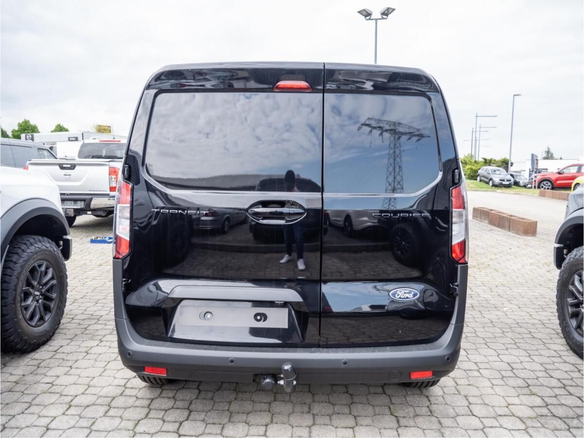 Ford Transit Courier Limited NAVI BLIS PPS KAMERA ACC uvm.
