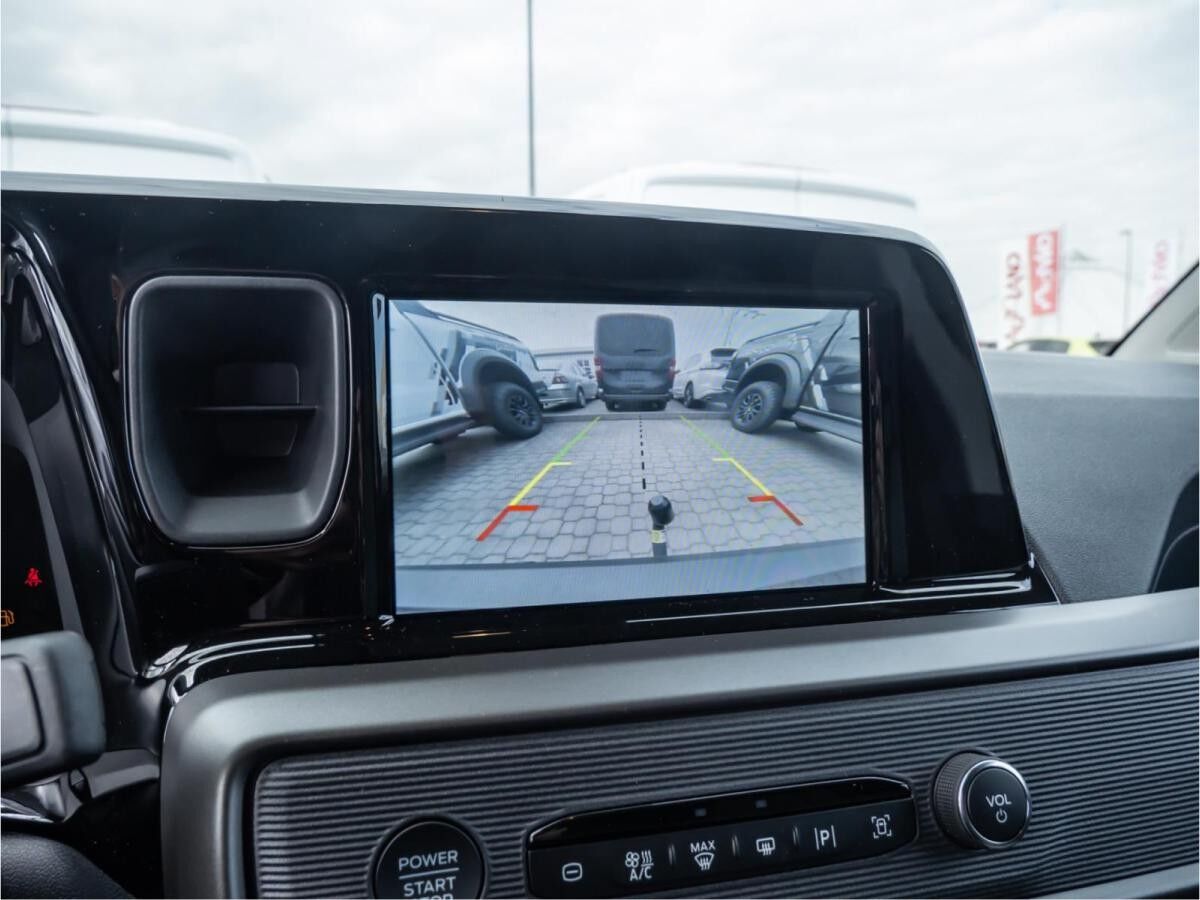 Ford Transit Courier Limited NAVI BLIS PPS KAMERA ACC uvm.