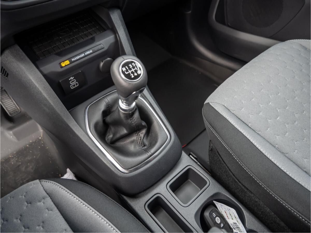 Ford Transit Courier Limited NAVI BLIS PPS KAMERA ACC uvm.