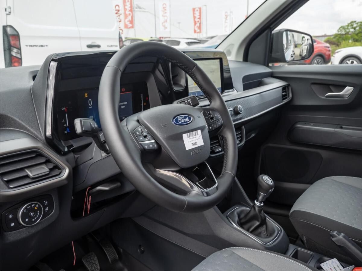 Ford Transit Courier Limited NAVI BLIS PPS KAMERA ACC uvm.