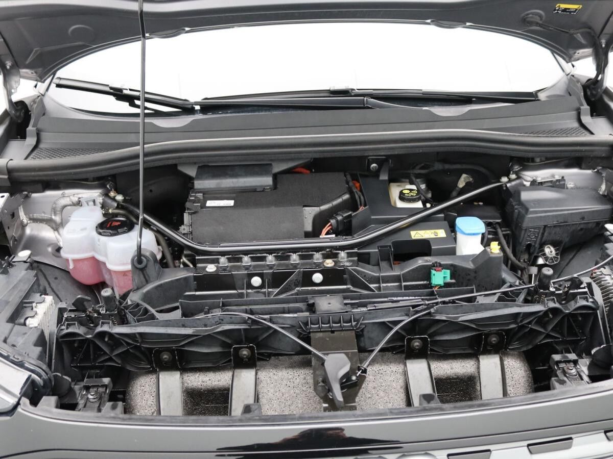 Audi Q4 e-tron edition one 45 quattro / Sonos, Matrix