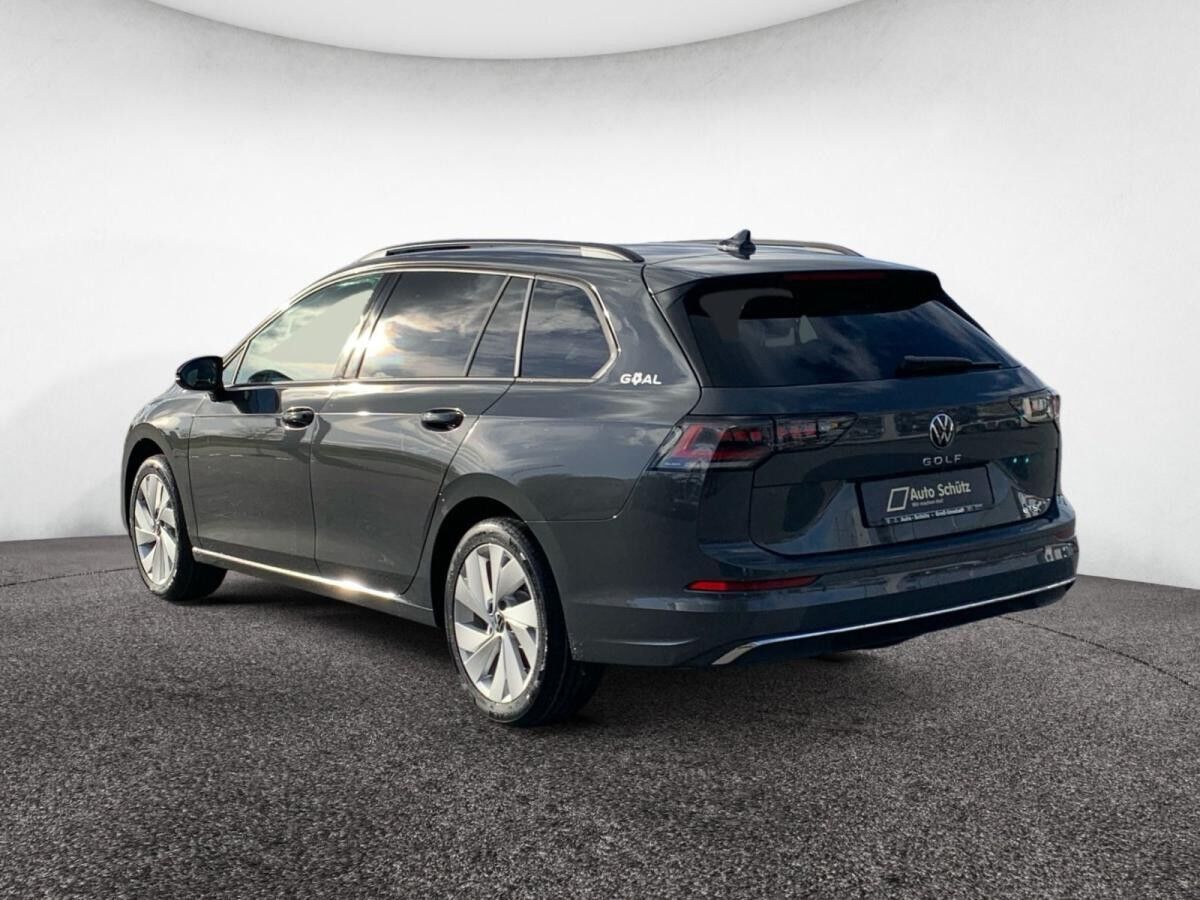 Volkswagen Golf Variant 1,5 eTSI 7-GANG DSG*GOAL*AHK*IQ.LIGHT*KAMER*8-FACHBEREIFT