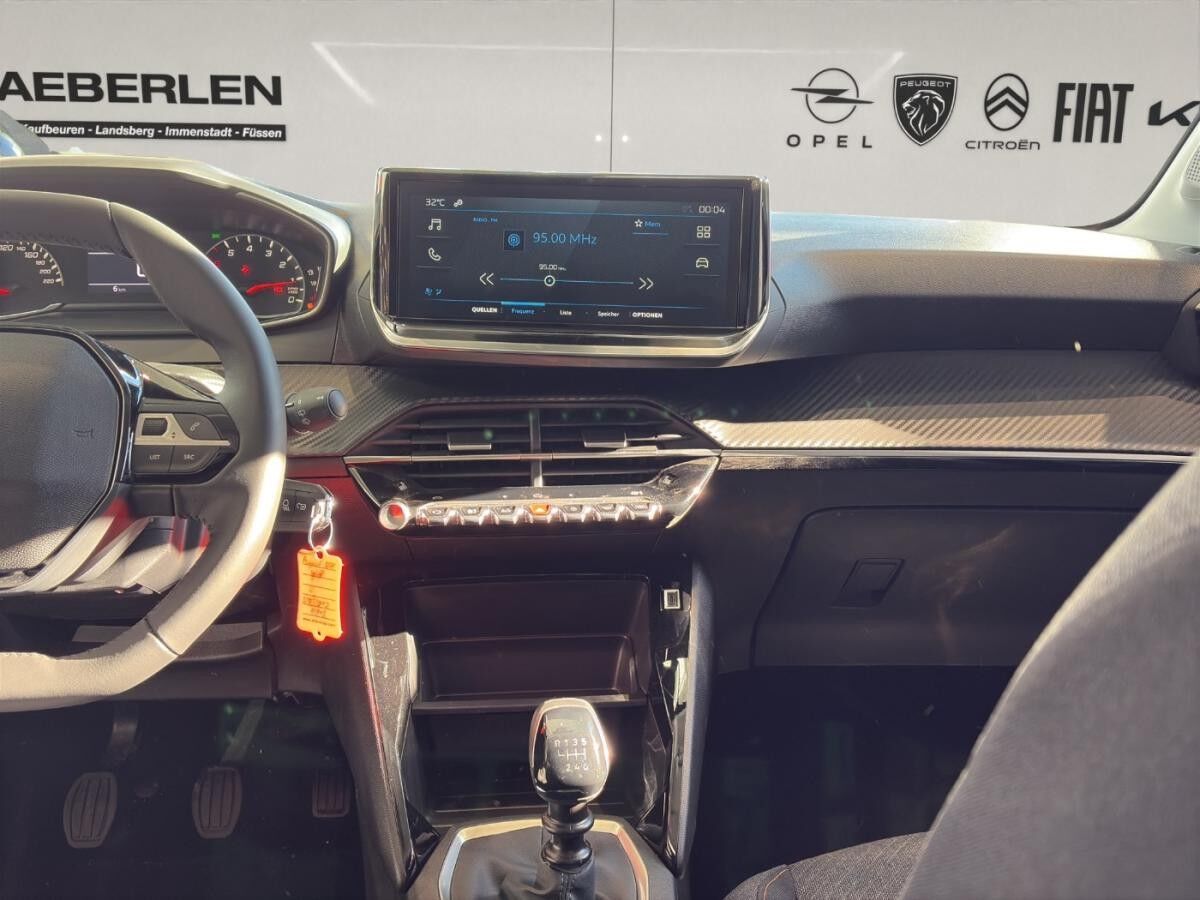 Peugeot 208 1.2 PureTech 100 Style LED+SHZ+KeyLess+SpurH