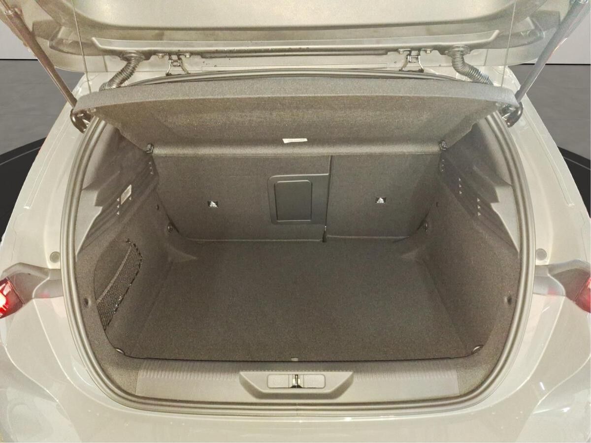 Peugeot 308 1.2 145 GT ACC+LED+Navi+2xKlima+Kam.+KeyLess