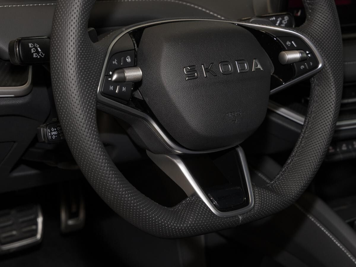 Skoda Elroq ELROQ 85X  Sportline 85 *ab 385€ netto möglich+ sofort verfügbar