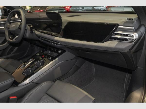 Audi A5 Avant e-hybrid quattro Tech plus/S line Interieur/Pano