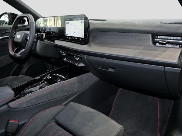 Audi Q3 UPE br. 77.285,-SUV TFSI quattro S tronic / AAL