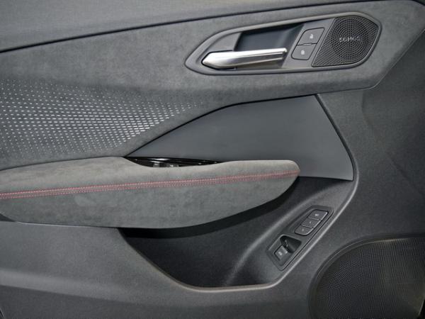 Audi Q3 UPE br. 77.285,-SUV TFSI quattro S tronic / AAL