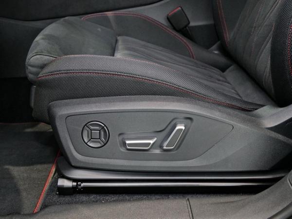 Audi Q3 UPE br. 77.285,-SUV TFSI quattro S tronic / AAL