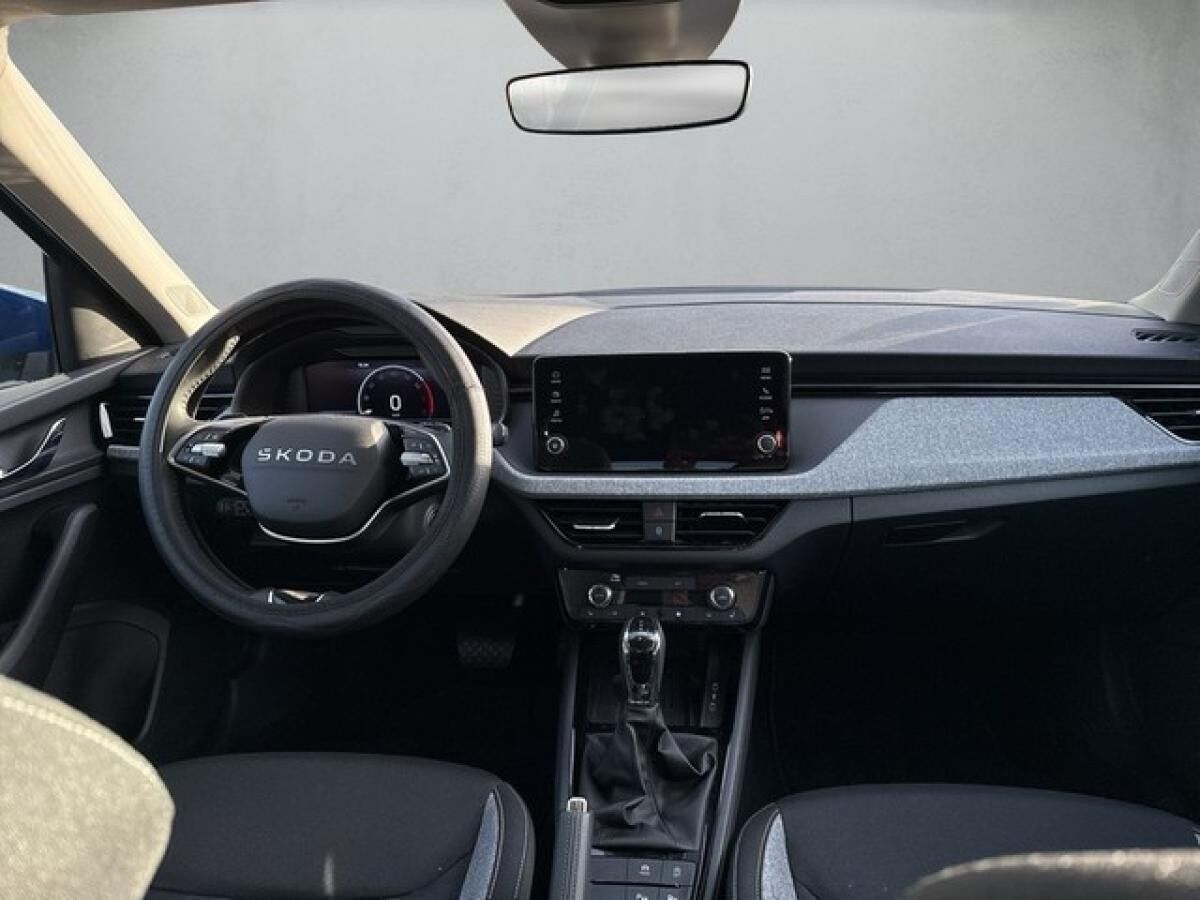 Skoda Kamiq Tour 1,5 TSI 7-Gang DSG ABGABE 03.2026