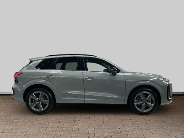 Audi Q3 TDI S-tronic S-LINE+NAVI+LED+SPORTSITZE