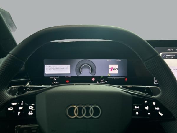 Audi Q3 TDI S-tronic S-LINE+NAVI+LED+SPORTSITZE