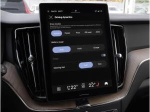 Volvo XC60 T8 Plus Dark