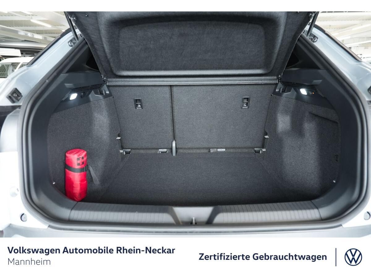 Volkswagen ID.4 Pure GAR2030 Navi PDC IQ Light Wärmepumpe uvm