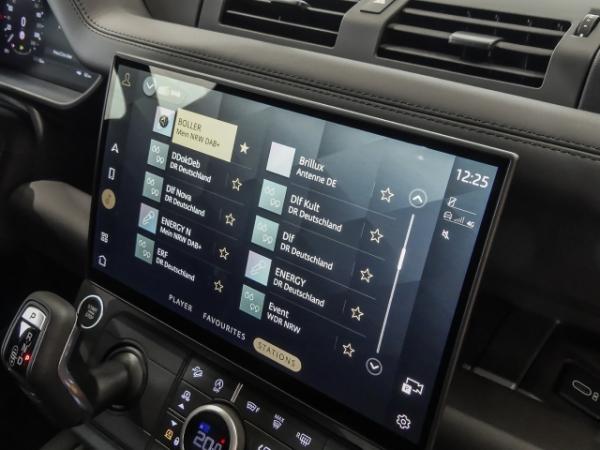 Land Rover Defender 110 D350 X-Dynamic HSE Luftfederung AD Niveau Navi Leder Soundsystem