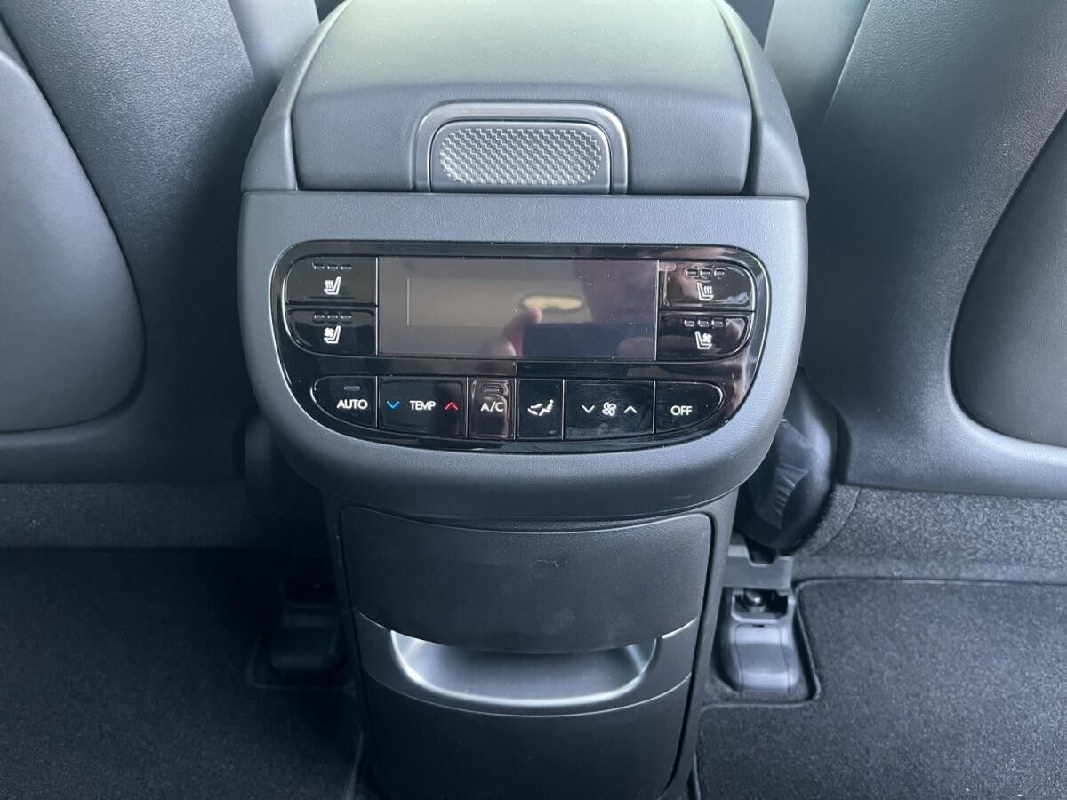 Hyundai IONIQ 9 Uniq 4 WD 6 Sitzer Relaxpaket