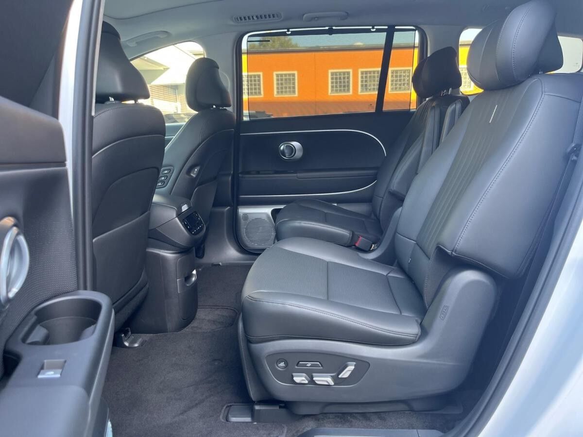 Hyundai IONIQ 9 Uniq 4 WD 6 Sitzer Relaxpaket