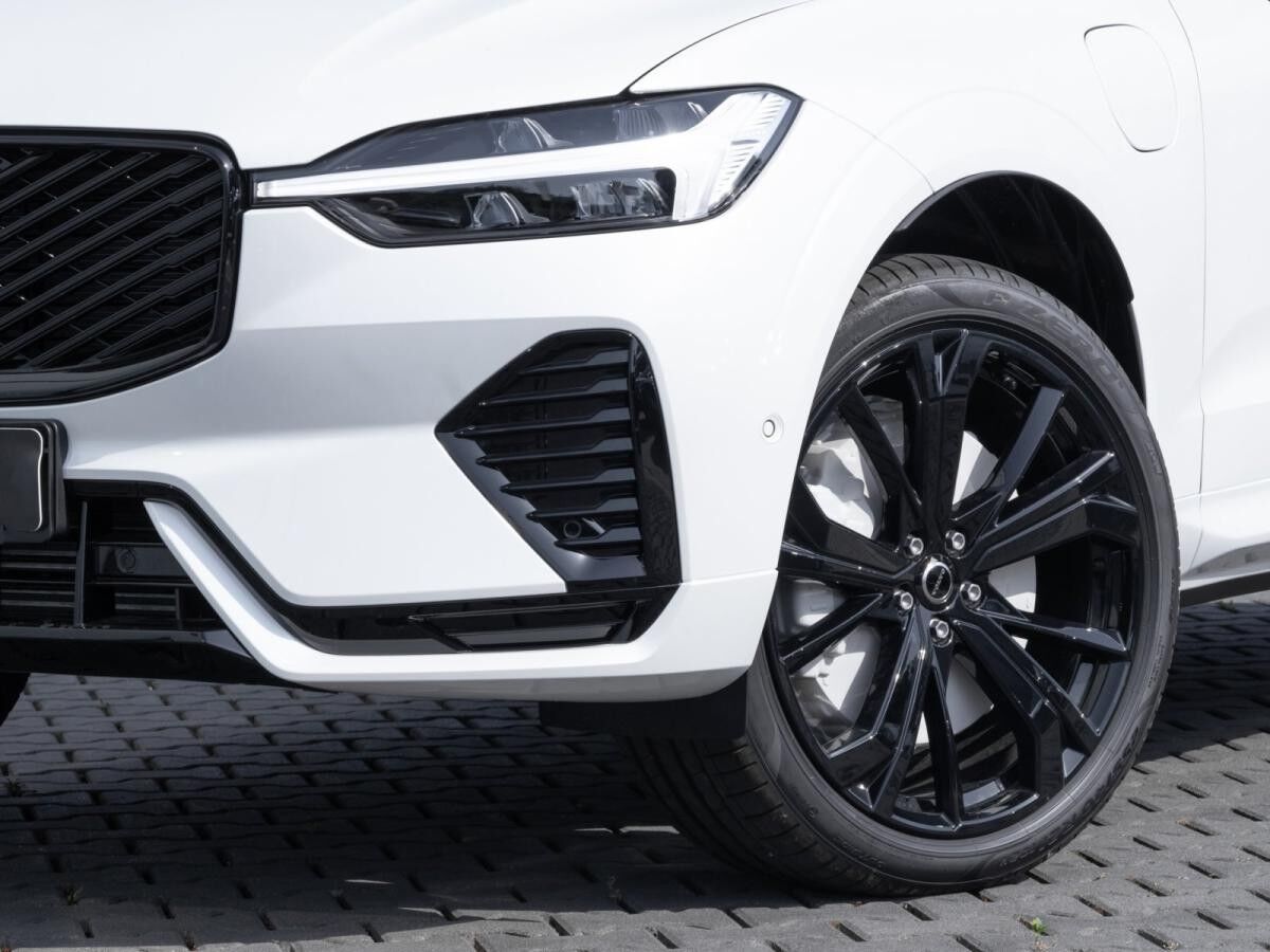 Volvo XC60 T6 Plus Black Edition