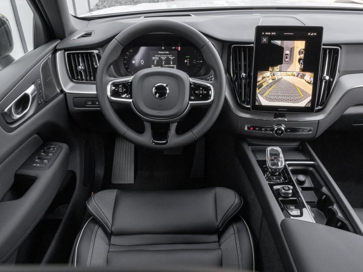 Volvo XC60 T6 Plus Black Edition