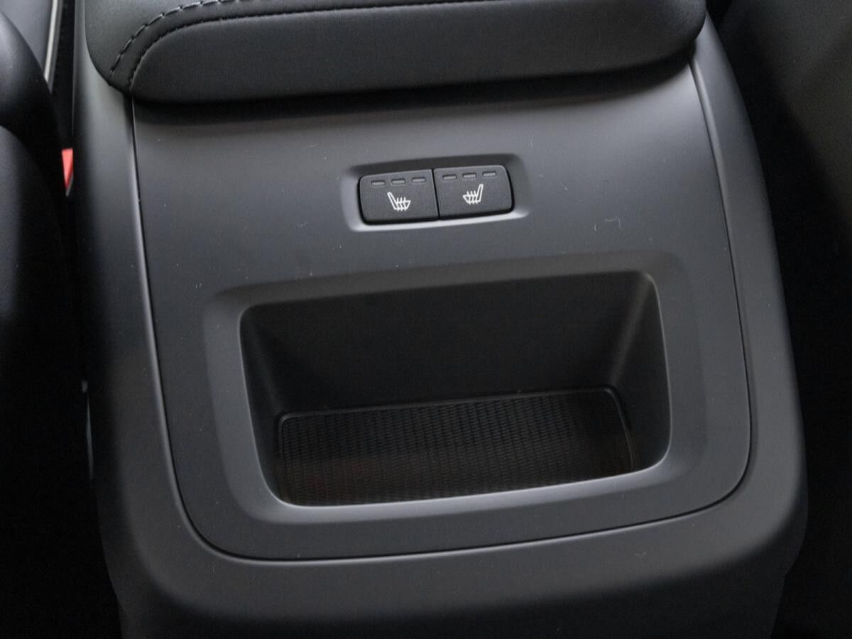 Volvo XC60 T6 Plus Black Edition