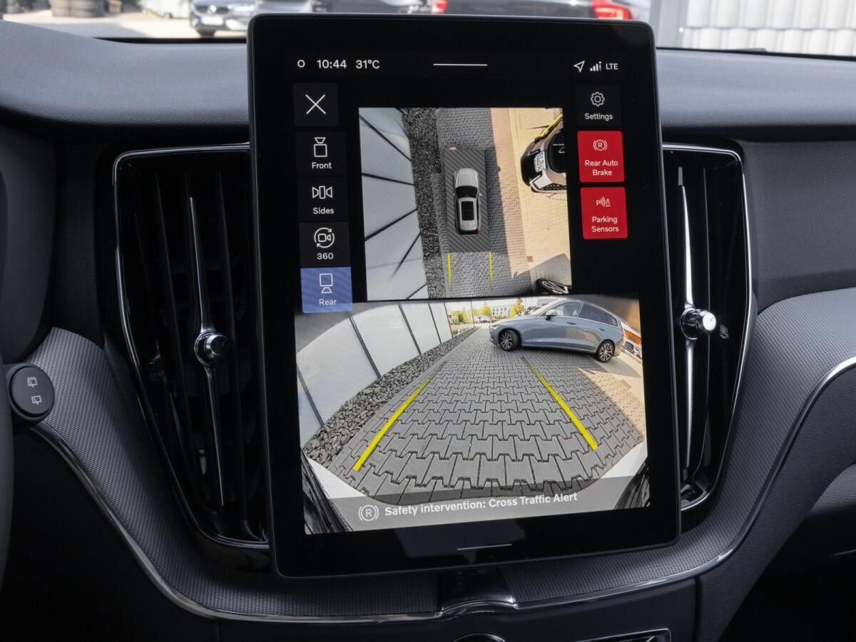 Volvo XC60 T6 Plus Black Edition