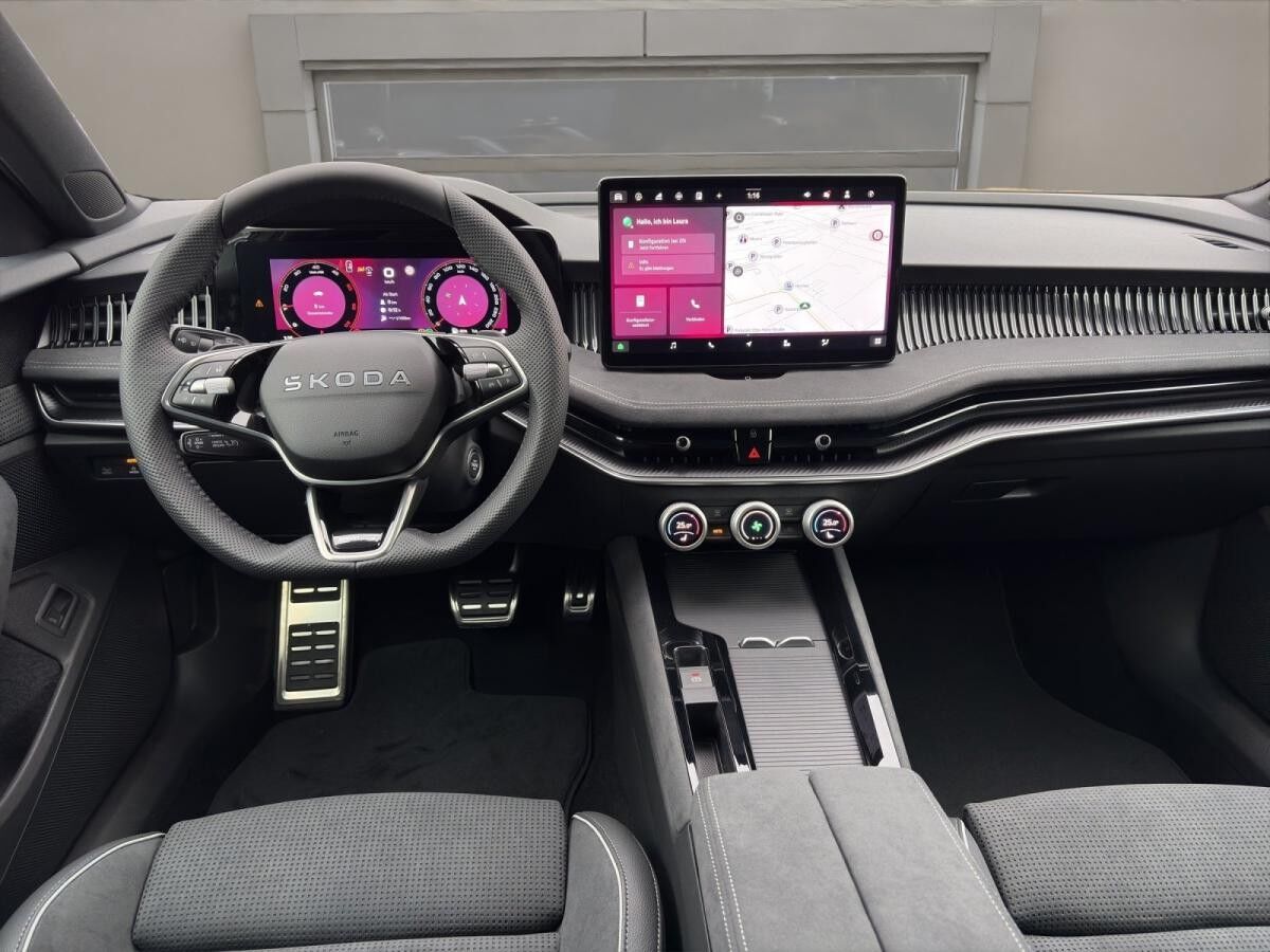 Skoda Superb SOFORT VERFÜGBAR! Combi Sportline Navi DCC ACC AHK eSitz