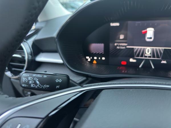 Skoda Fabia SOFORT VERFÜGBAR! 1.0 TSI Tour Kamera Navi DynLicht KeyLess