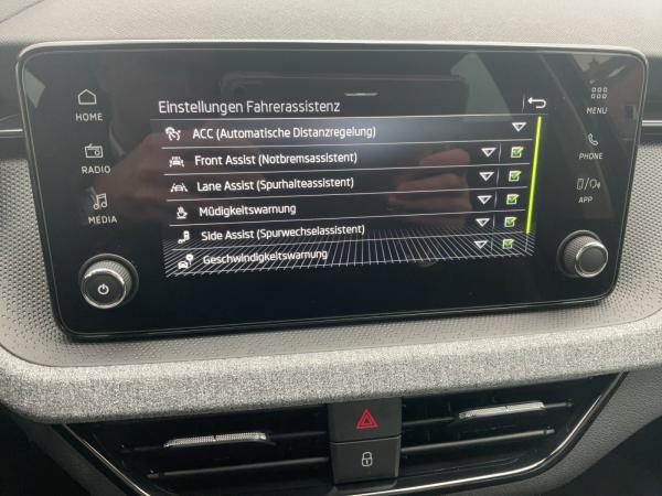 Skoda Kamiq SOFORT VERFÜGBAR! 1.0 TSI DSG ACC AHK AUTO Virtual eHeck