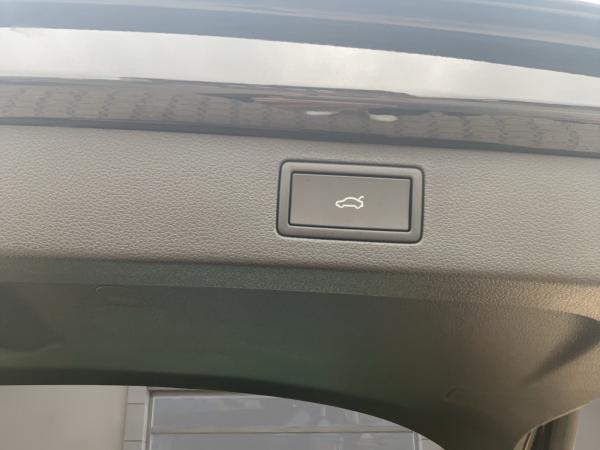 Skoda Kamiq SOFORT VERFÜGBAR! 1.0 TSI DSG ACC AHK AUTO Virtual eHeck